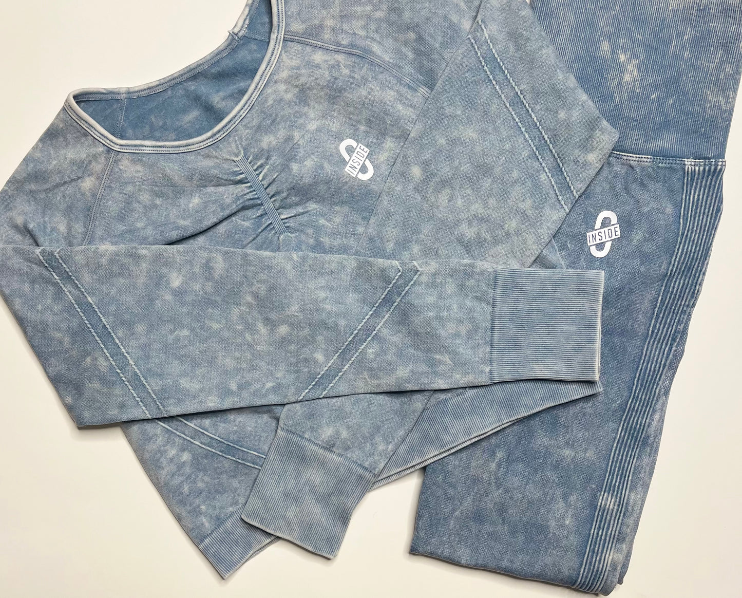 CONFIDENT Washed Set